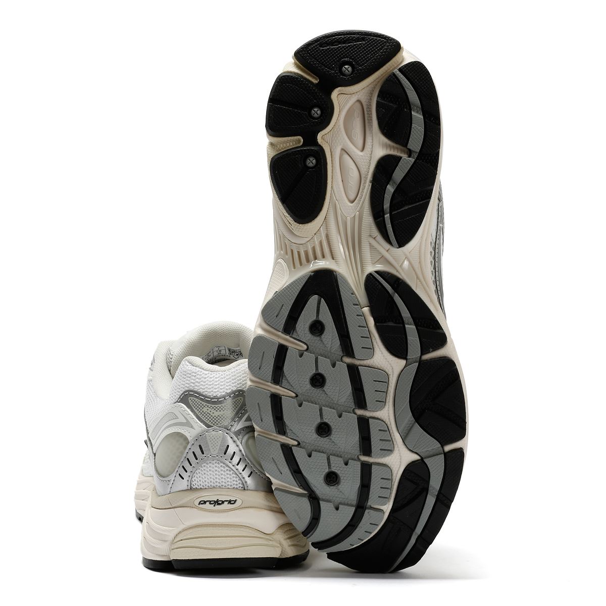 Saucony ProGrid Omni 9 Weiße Sneakers