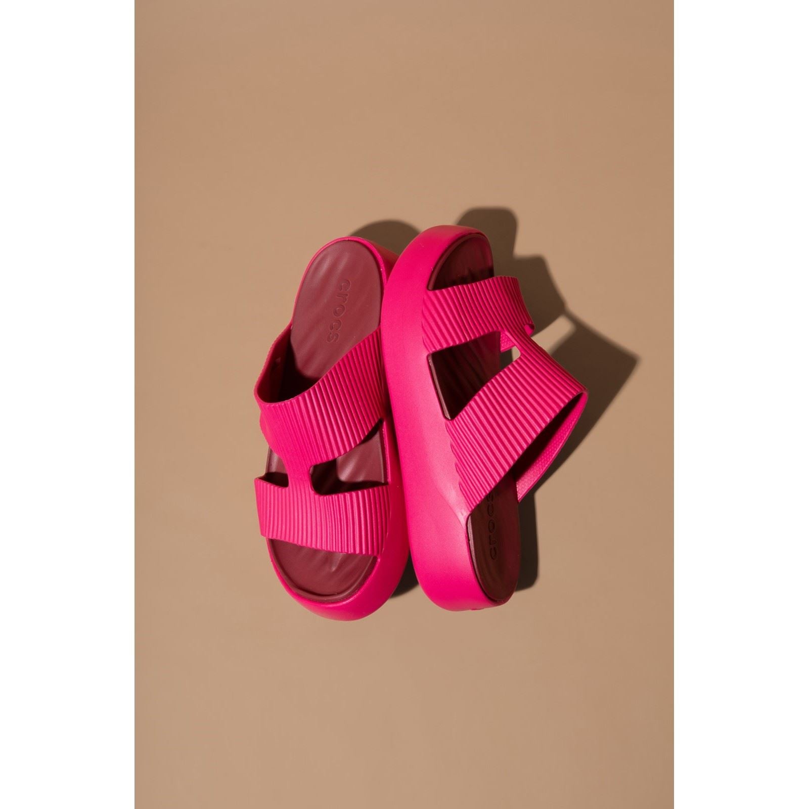 Crocs Getaway Platform Thermoplastische Damen Sandalen In Drachenfruchtfarbe