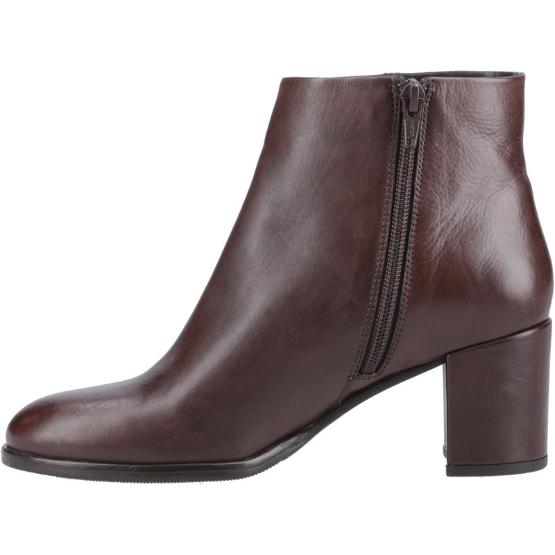 Hush Puppies Claridy Damen Stiefeletten aus braunem Leder mit Absatz.