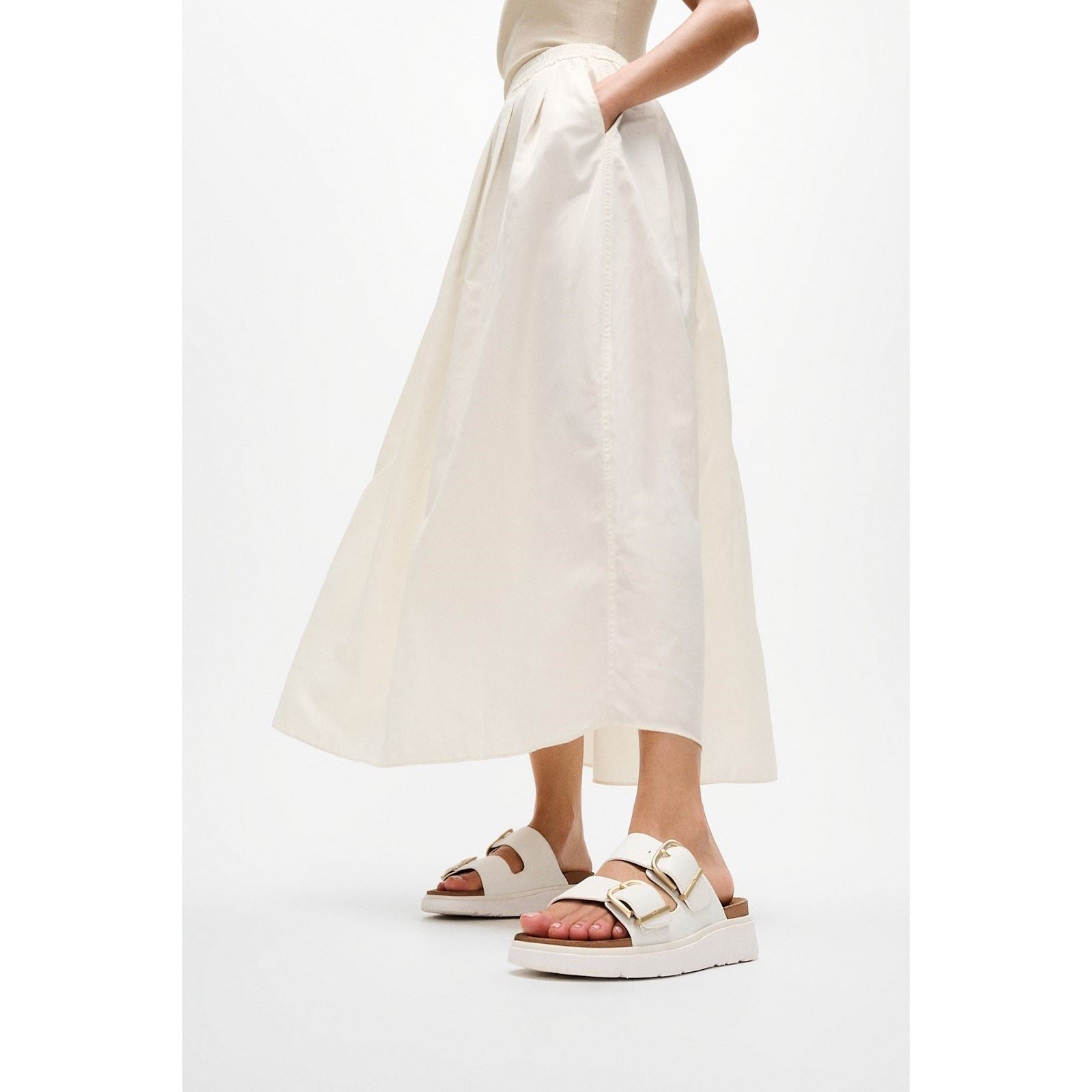 Fitflop Gen-FF Two-Bar Leder Damen Urban Weiße Sandalen