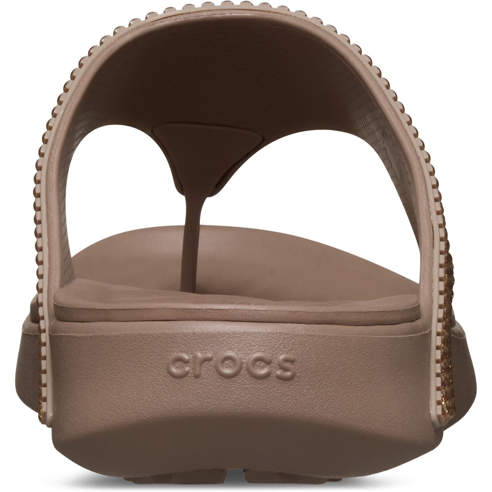 Crocs Getaway Triangle Eva Damen Latte Sandalen