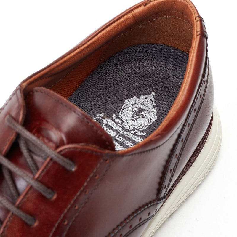 Base London Flight Lederschuhe Für Männer In Verbranntem Braun Mit Brogue-Muster