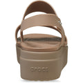 Crocs Brooklyn Low Wedge Damen Sandalen Aus Thermoplastischem Material In Latte/Pilz Farben