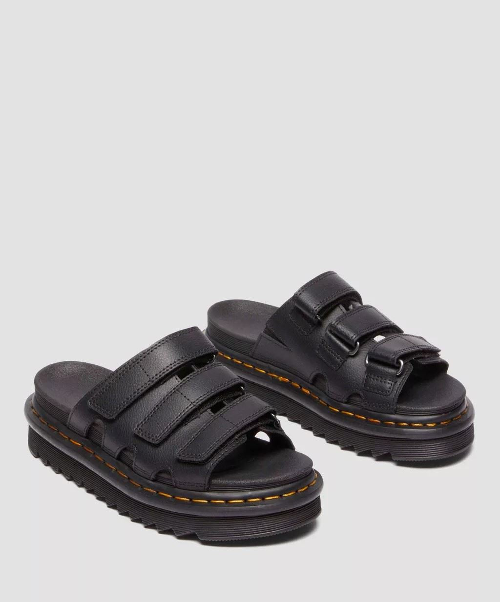 Dr. Martens Raine Athena Damen Schwarze Farbe Lederschlappen