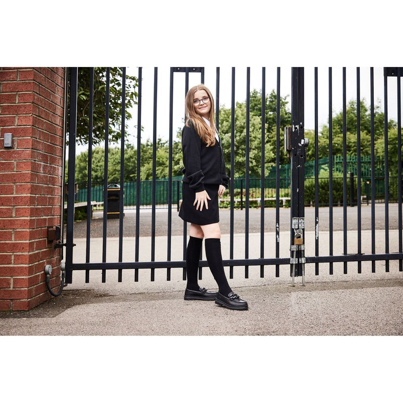 Pod Mina Mädchenschwarze Slipper Aus Leder