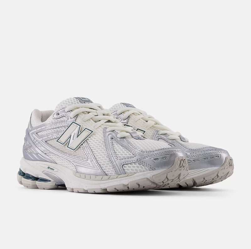 New Balance 1906 Weiße Turnschuhe