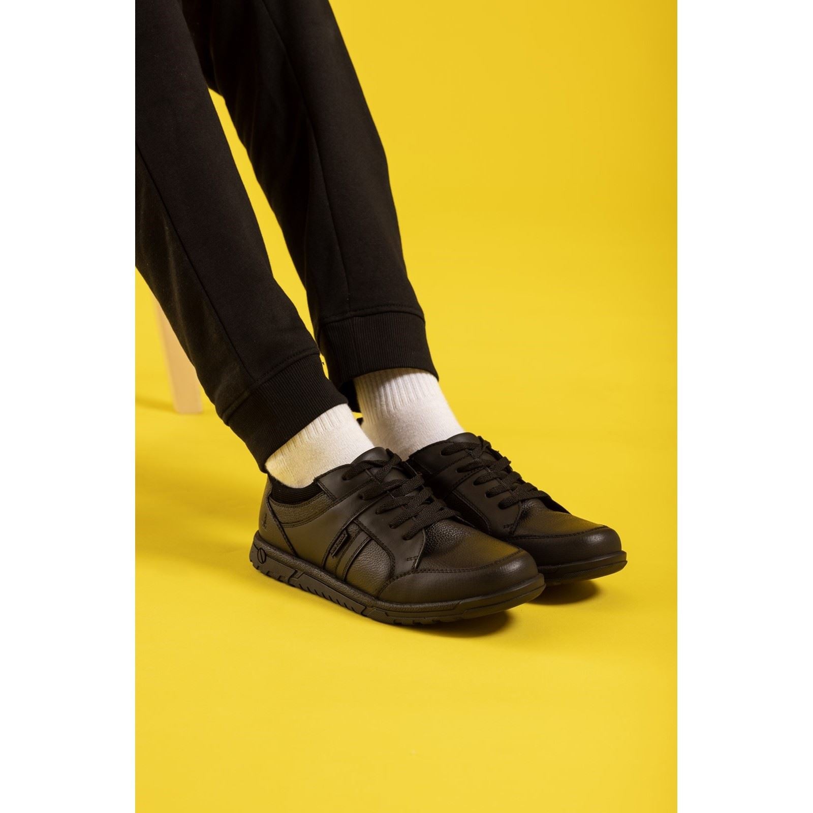 Hush Puppies Steven Senior Die Schwarzen Schnürschuhe Für Jungen Aus Leder