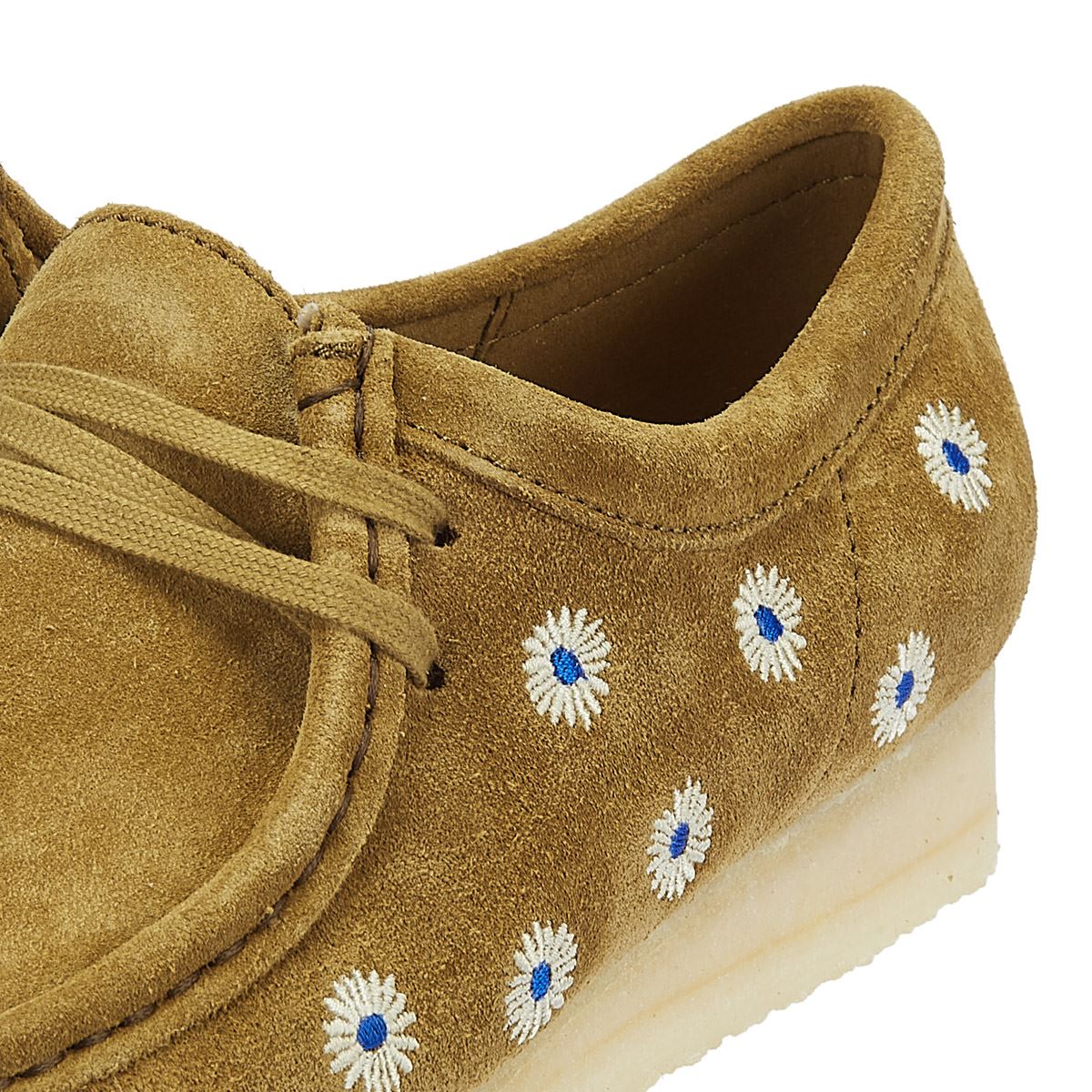 Clarks Originals Wallabee Embroidery Herren Dunkelolive Wildleder Schnürschuhe