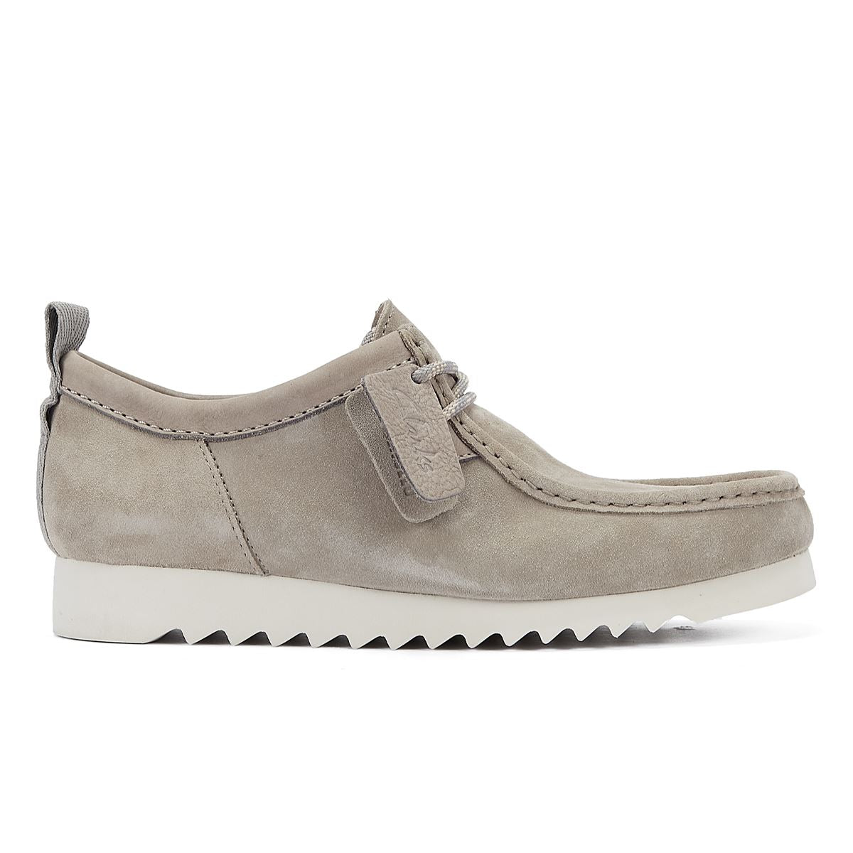 Clarks Main Wallabee FTRE Lo  Herren Wildlederschuhe Zum Schnüren In Grau