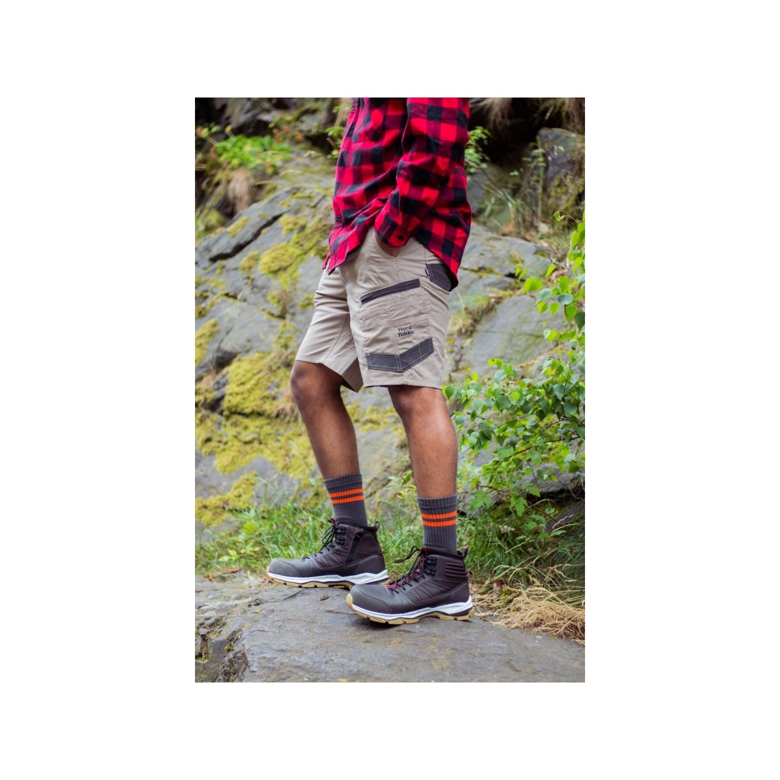 Hard Yakka Raptor Active Baumwoll Herren Shorts In Tan Knielang