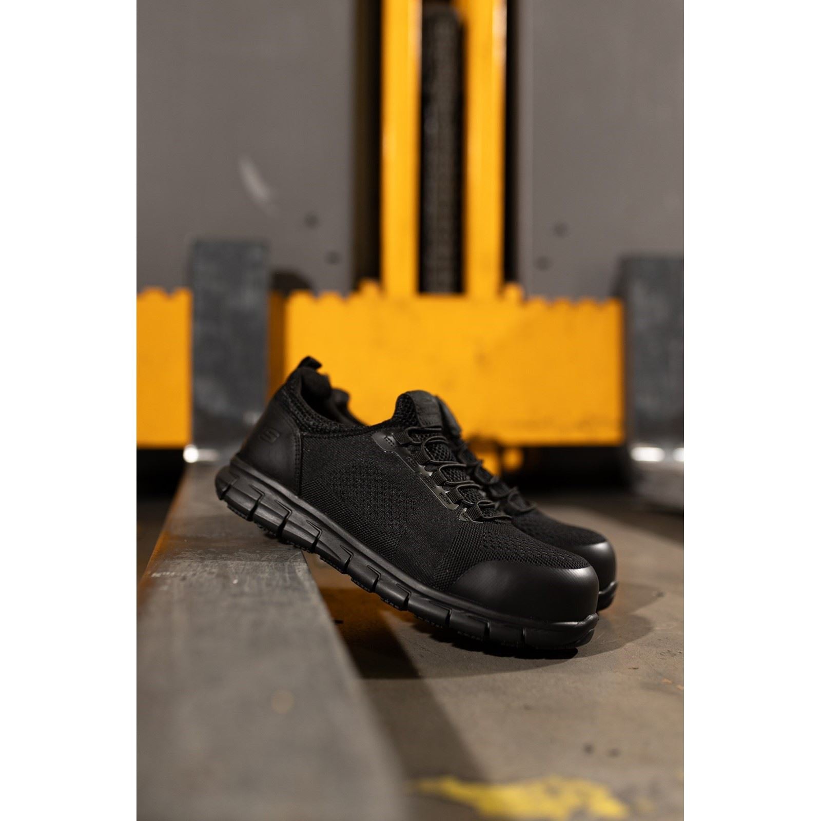 Skechers Workwear Synergy Omat Herren Schwarze Sicherheitssneaker