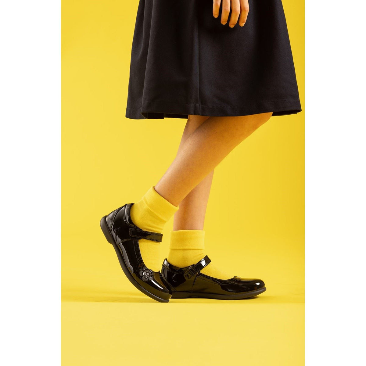 Hush Puppies Bethany Patent Junior Mädchenschuhe Aus Schwarzem Leder