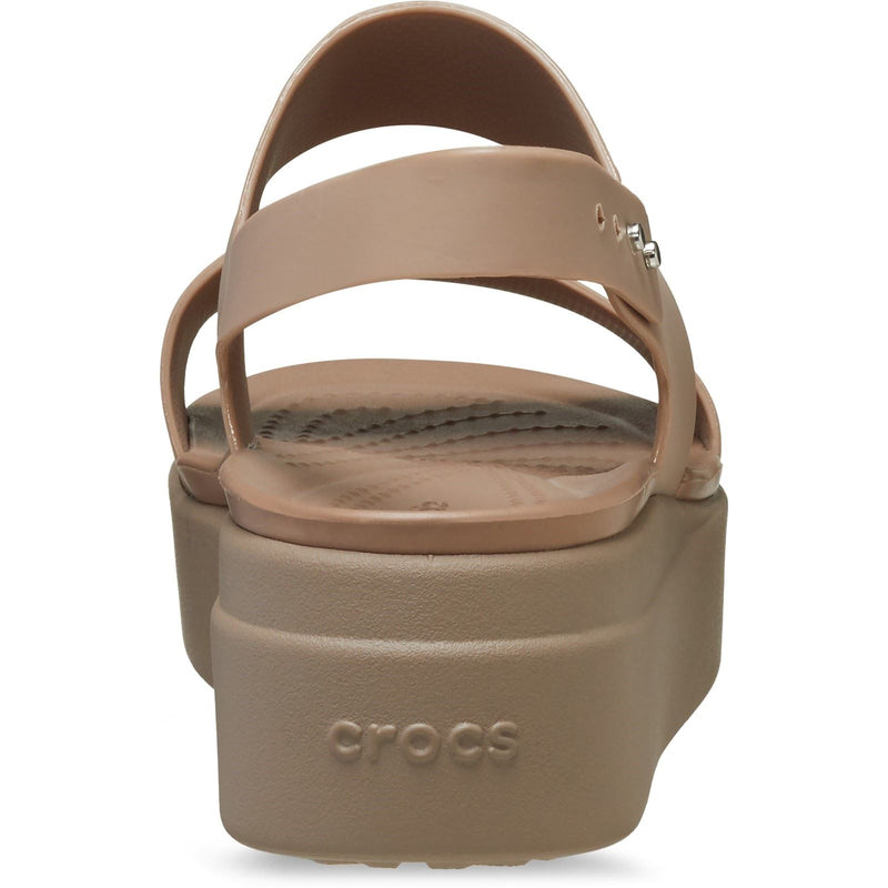 Crocs Brooklyn Low Wedge Damen Sandalen Aus Thermoplastischem Material In Latte/Pilz Farben