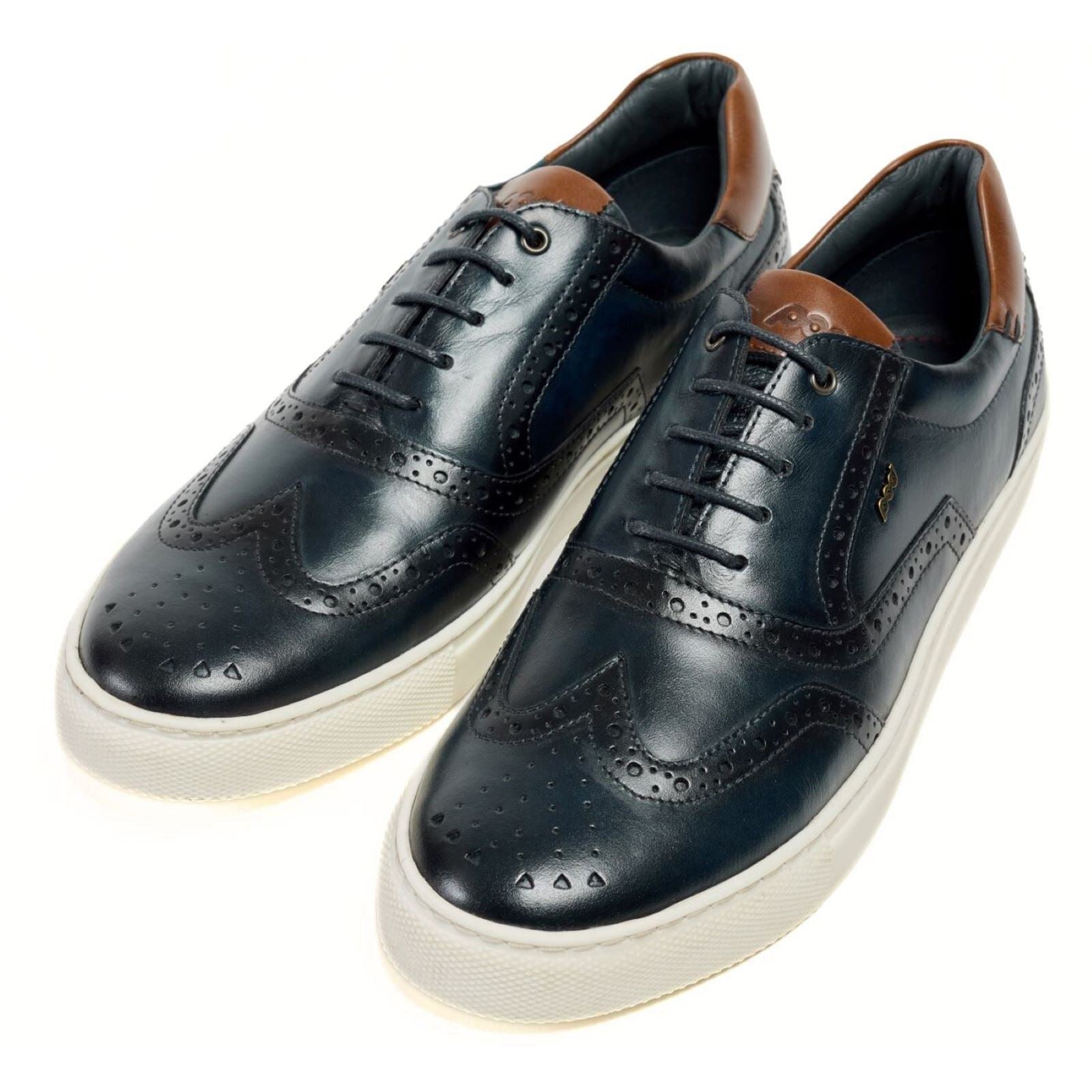 Pod Dobbs Herren Brogue Schuhe Aus Leder In Marineblau