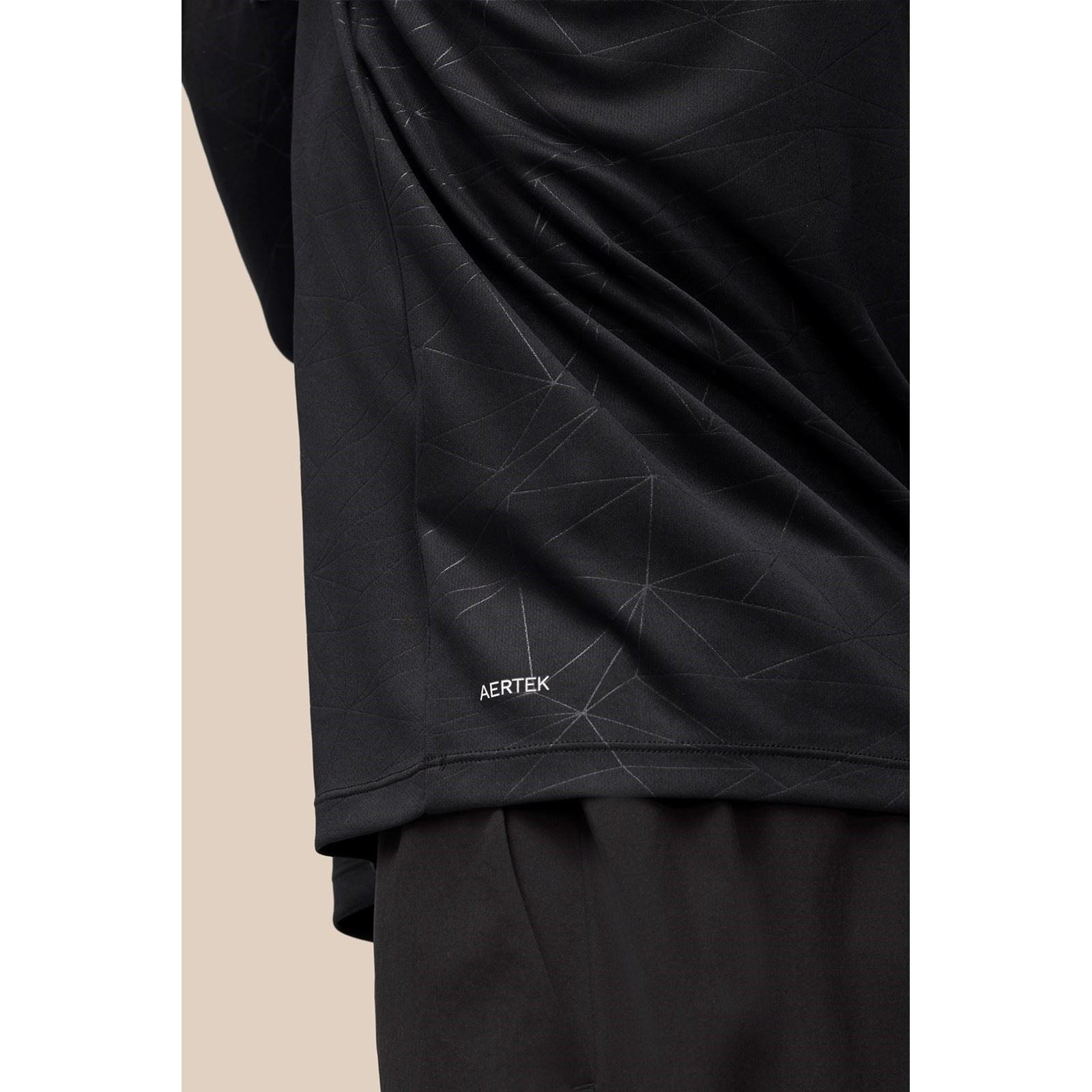 Castore Adapt Training 1/4 Zip Top Polyester Herren Schwarze Farbe Sport-T-Shirts