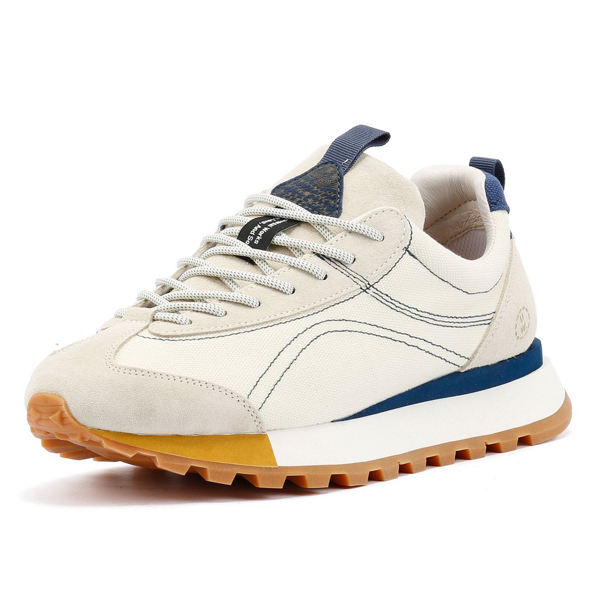Flower Mountain New Asuka Universal Works Cremeweiß Sneakers