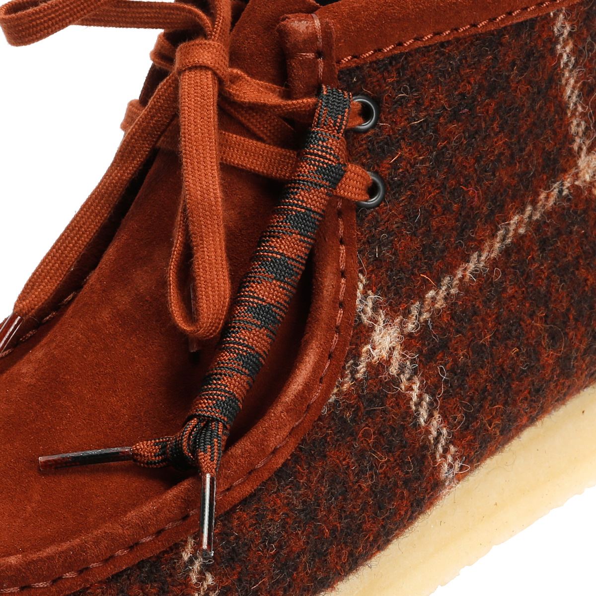 Clarks Originals Wallabee Textile Herren Braune Stiefel