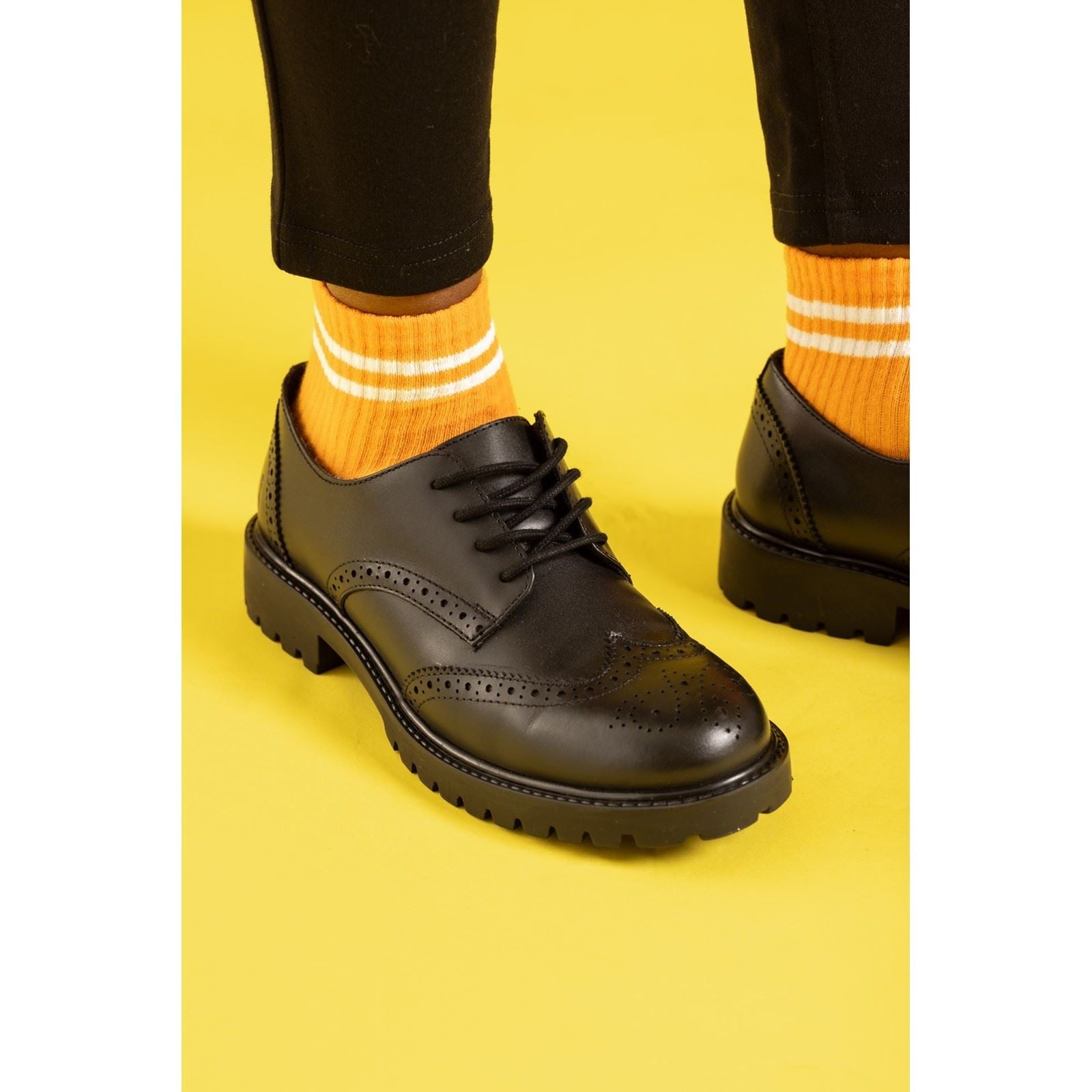 Hush Puppies Athena Senior Mädchen Brogues Aus Schwarzem Leder