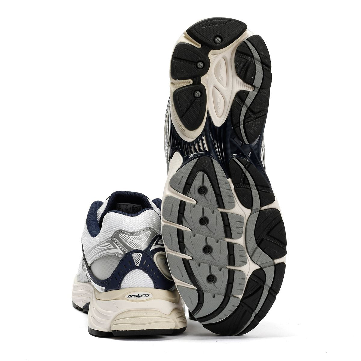 Saucony ProGrid Omni 9 Weiße Sneakers