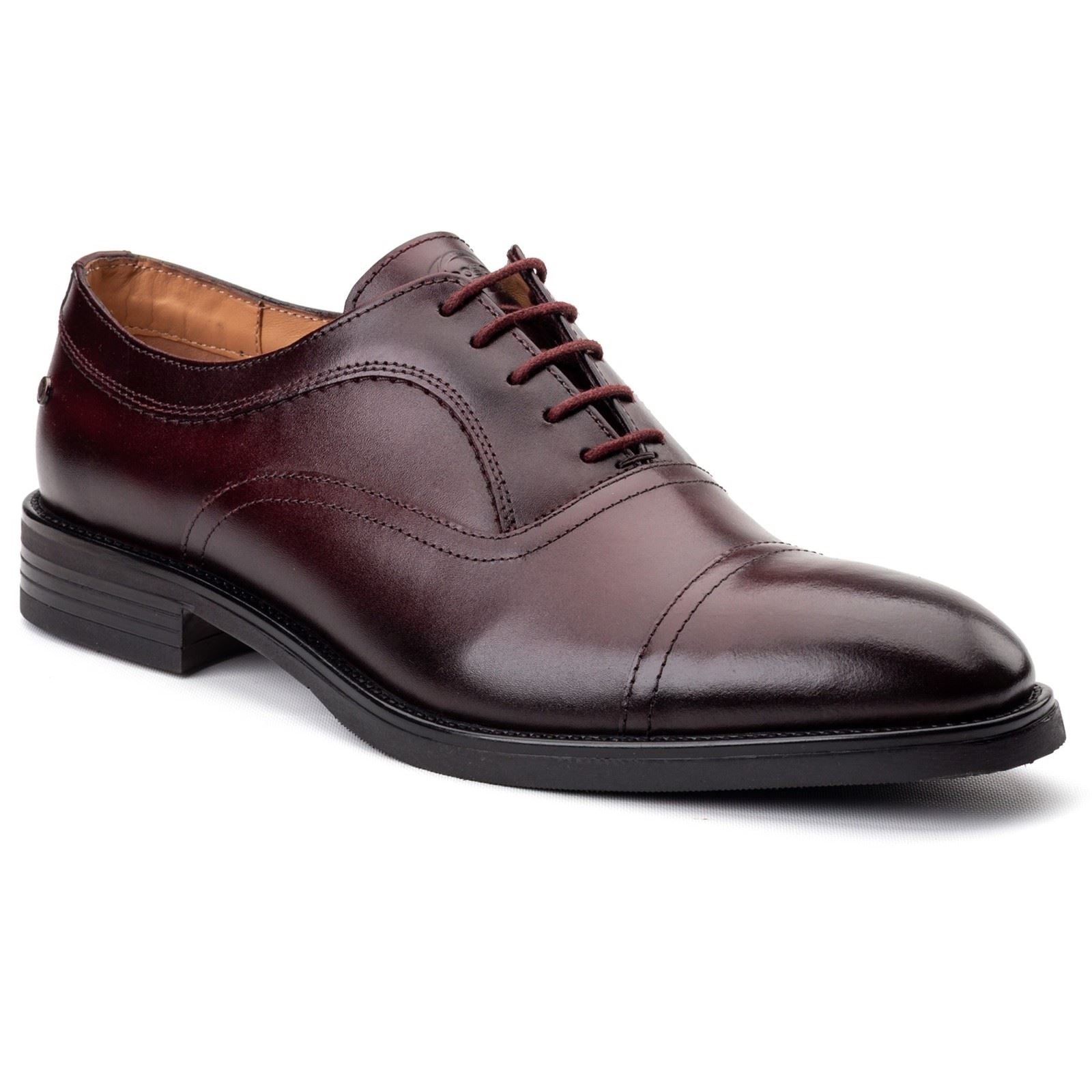 Base London Lapel Herren Oxford Schuhe Aus Leder In Bordeaux
