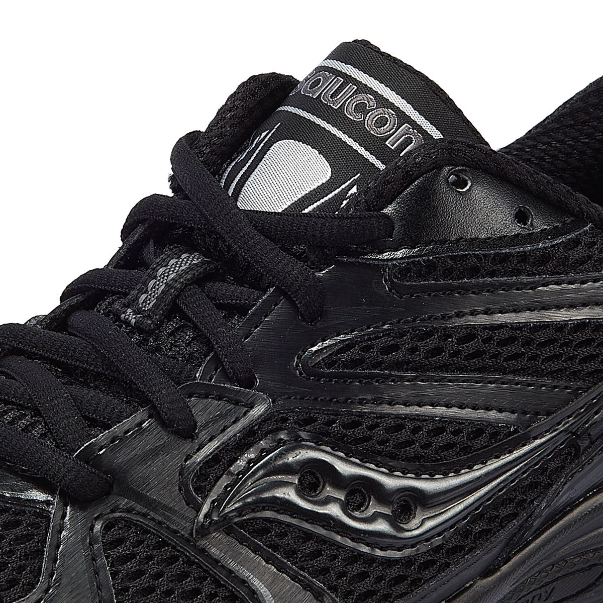 Saucony Ride Millenium Schwarze Farbe Sneakers