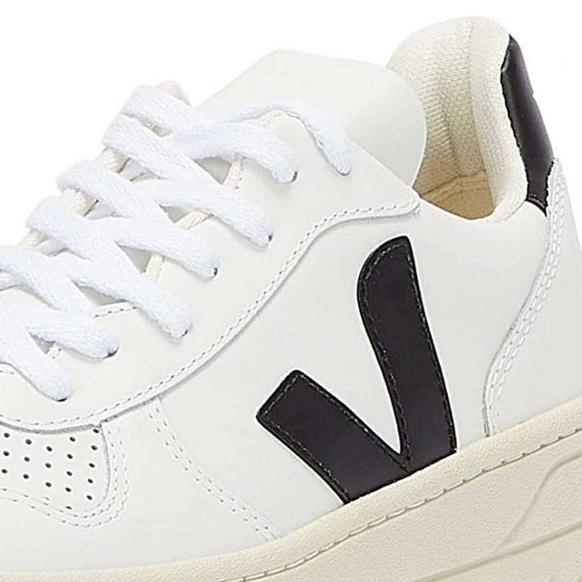 Veja V-10 Herren Extra Weiß / Schwarz Turnschuhe